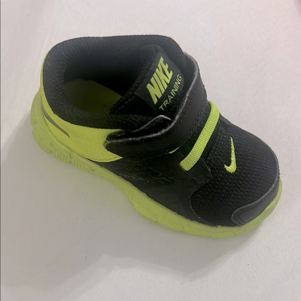 Nike Flex Supreme kids Velcro Sneaker boys  6C